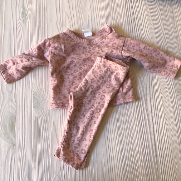 Pink leopard set - Picture 2 of 3